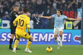 开云体育-关于拉齐奥转会期遗憾出局；志在欧联名次提升；质疑声仍在；赛程密集仍需轮换的信息-开云体育